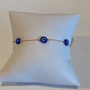 Women’s adjustable evil eye bracelet